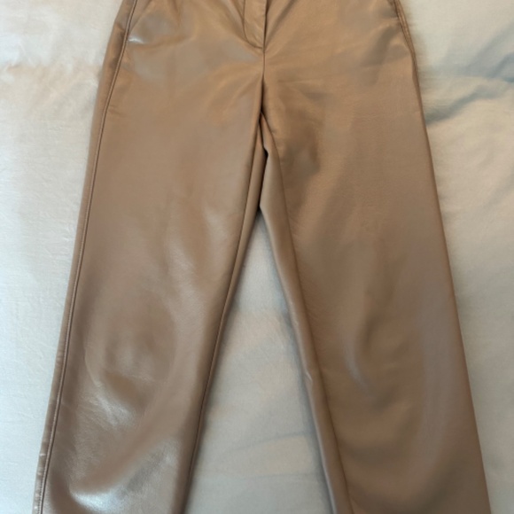 Babaton command vegan leather cropped pant shiitake - Picture 2 of 3